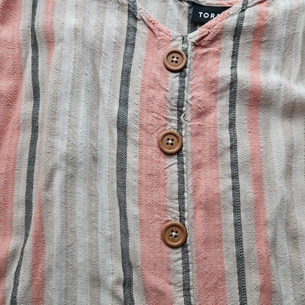 Torrid Linen Button-Front Cami - Picture 5 of 6
